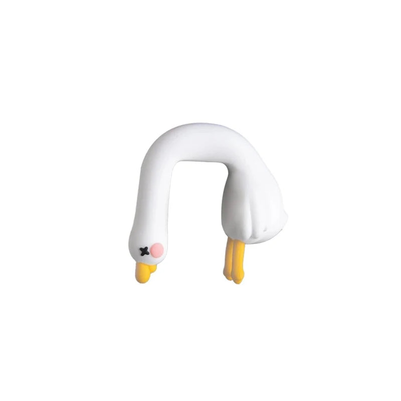 Cute 3D Mini Resin Duck Figurine – Cartoon Animal Desk Decor | Car Dashboard Ornament & Gift Idea