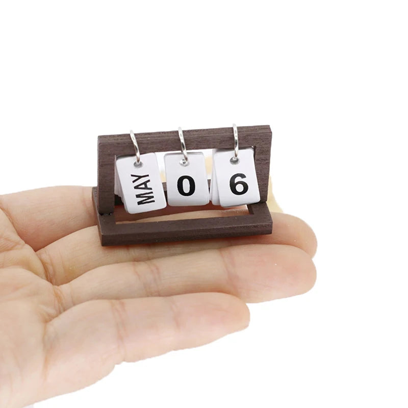 1:12 Dollhouse Miniature Desk Calendar – Wooden Home Decor Toy | Doll House Accessories & Room Ornament
