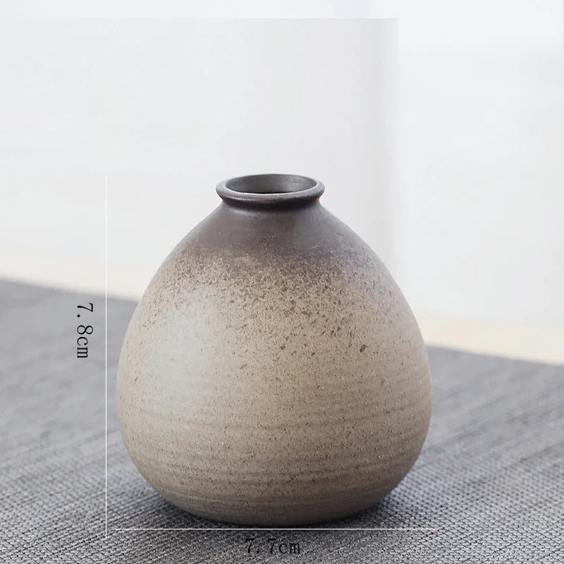 CHANSHOVA Retro Ceramic Small Vase | China Pottery Floral Decorative Container | Modern Home Decor