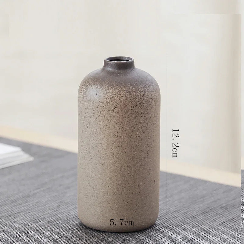 CHANSHOVA Retro Ceramic Small Vase | China Pottery Floral Decorative Container | Modern Home Decor