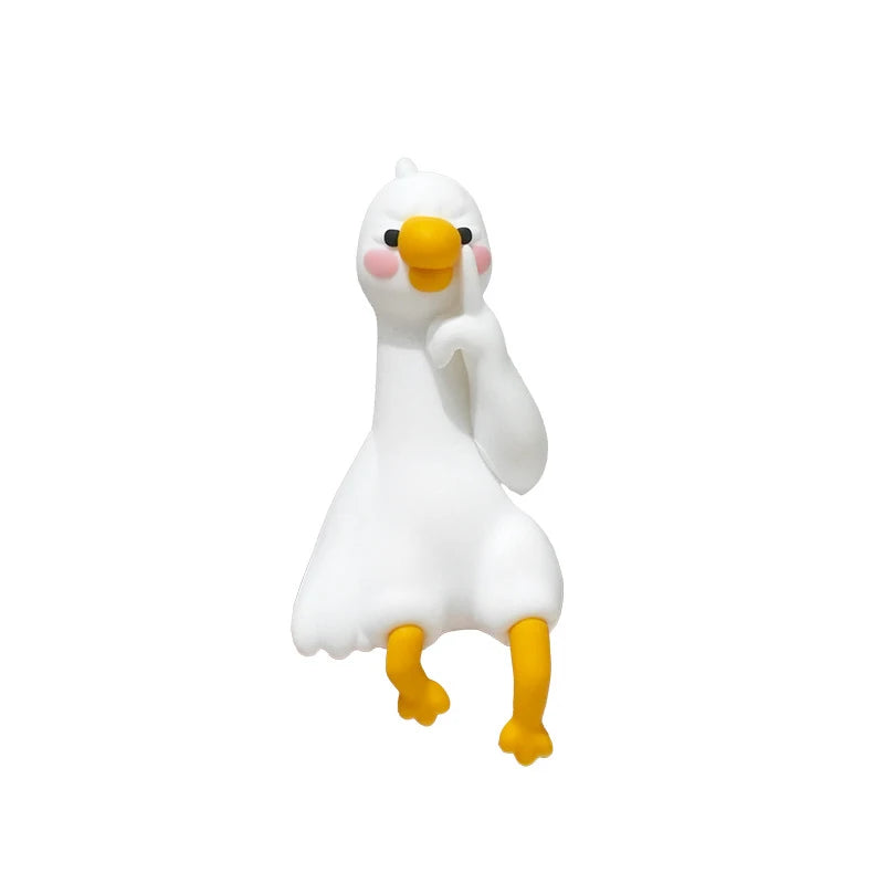 Cute 3D Mini Resin Duck Figurine – Cartoon Animal Desk Decor | Car Dashboard Ornament & Gift Idea
