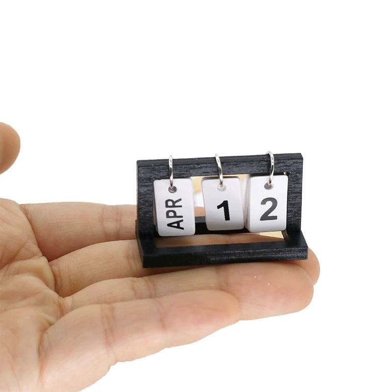 1:12 Dollhouse Miniature Desk Calendar – Wooden Home Decor Toy | Doll House Accessories & Room Ornament