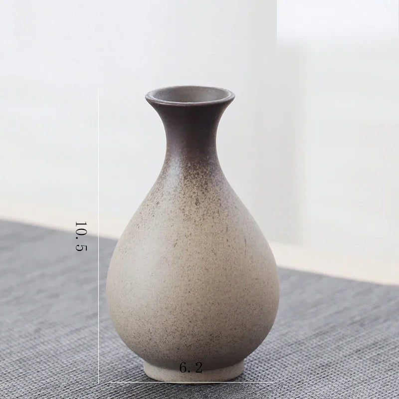 CHANSHOVA Retro Ceramic Small Vase | China Pottery Floral Decorative Container | Modern Home Decor