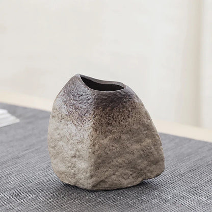 CHANSHOVA Retro Ceramic Small Vase | China Pottery Floral Decorative Container | Modern Home Decor